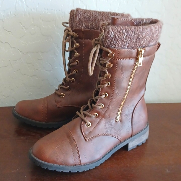 NWOT Lace Up Combat Boots Brown Womans Size 6.5 - Picture 2 of 9